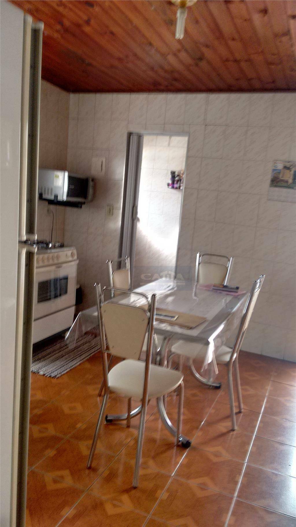 Casa à venda com 5 quartos, 200m² - Foto 6