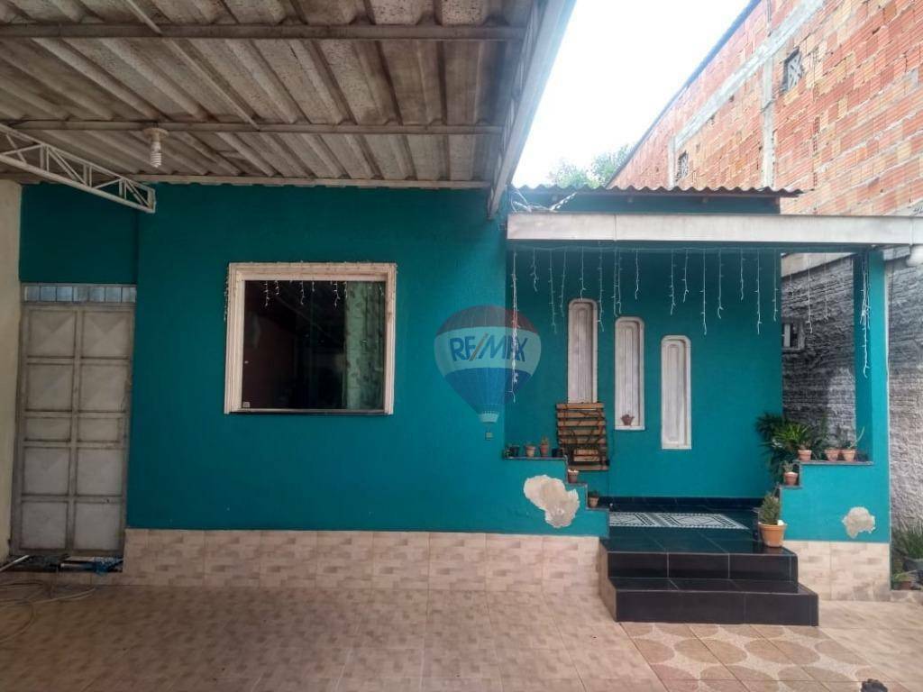 Casa à venda com 3 quartos, 120m² - Foto 2