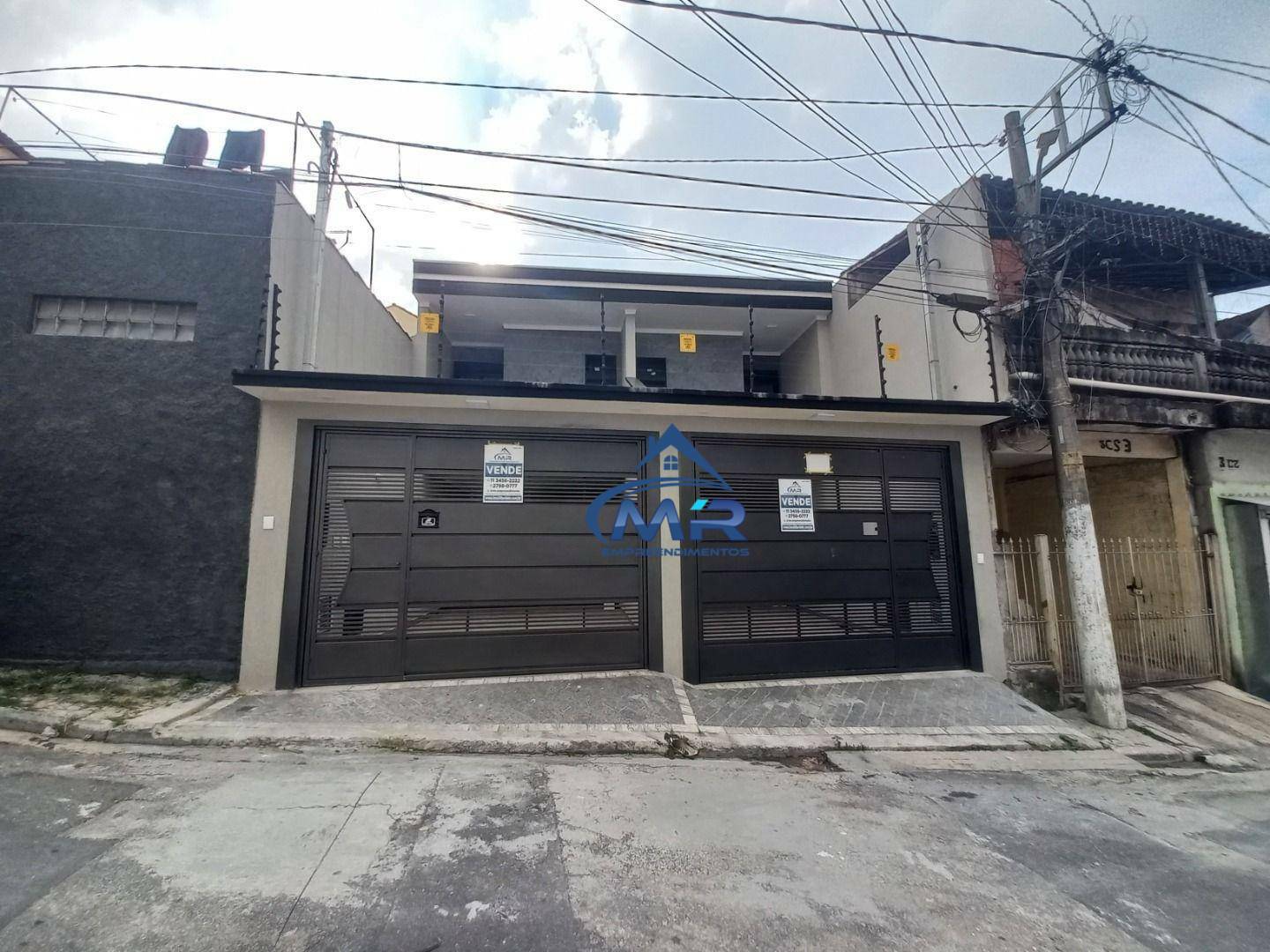 Sobrado à venda com 3 quartos, 130m² - Foto 1