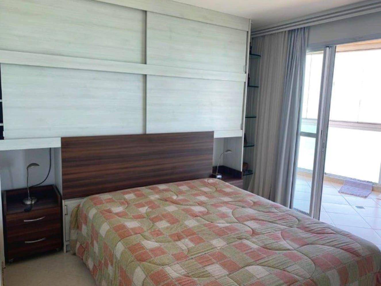 Apartamento à venda com 4 quartos, 210m² - Foto 7