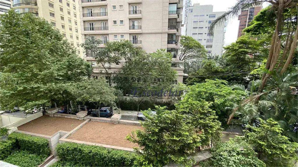 Apartamento à venda com 4 quartos, 518m² - Foto 4