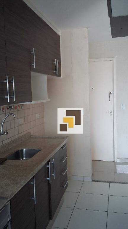 Apartamento à venda com 2 quartos, 57m² - Foto 2