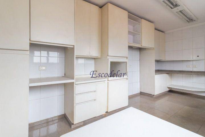 Apartamento à venda com 3 quartos, 238m² - Foto 2