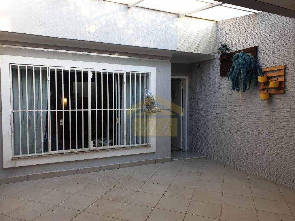 Sobrado à venda e aluguel com 3 quartos, 271m² - Foto 19