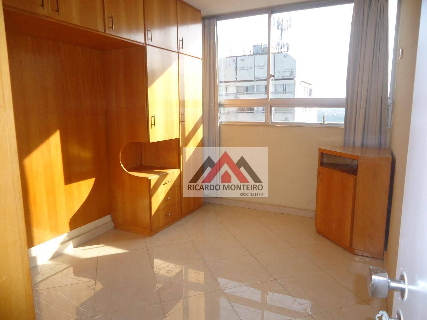 Apartamento à venda e aluguel com 3 quartos, 78m² - Foto 1