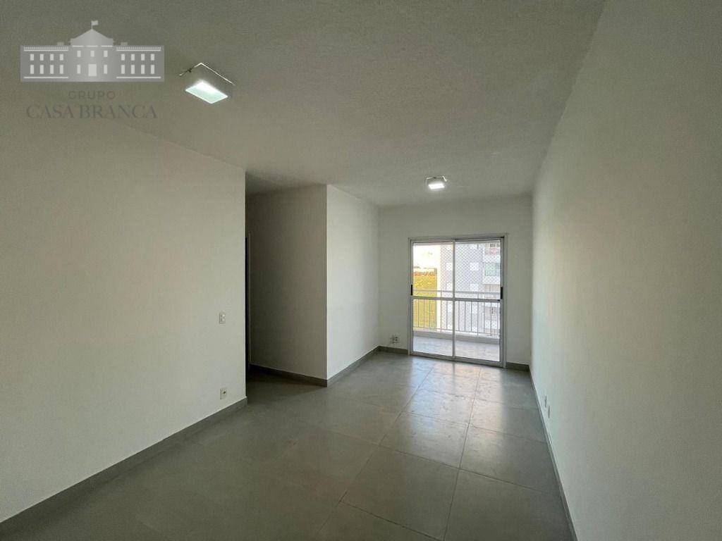 Apartamento à venda com 3 quartos, 66m² - Foto 4