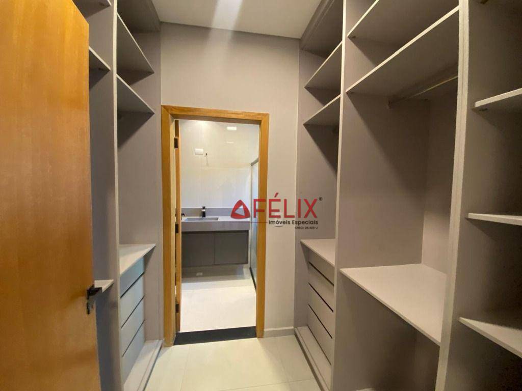 Casa de Condomínio para alugar com 3 quartos, 220m² - Foto 56