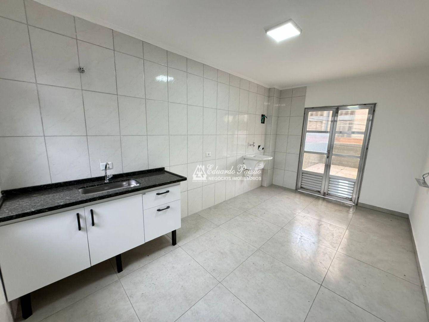 Apartamento para alugar com 2 quartos, 65m² - Foto 5