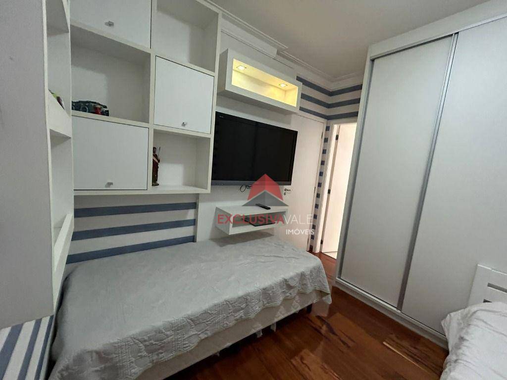 Apartamento à venda com 3 quartos, 156m² - Foto 15
