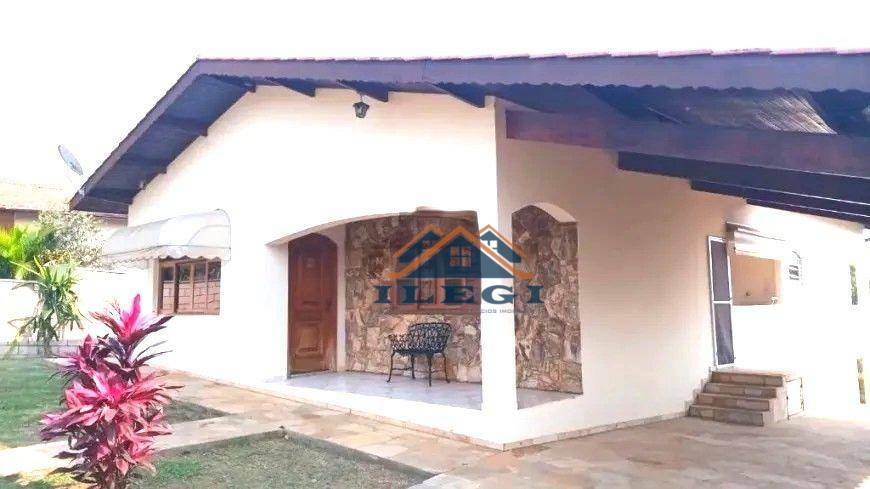 Casa de Condomínio à venda com 3 quartos, 249m² - Foto 3