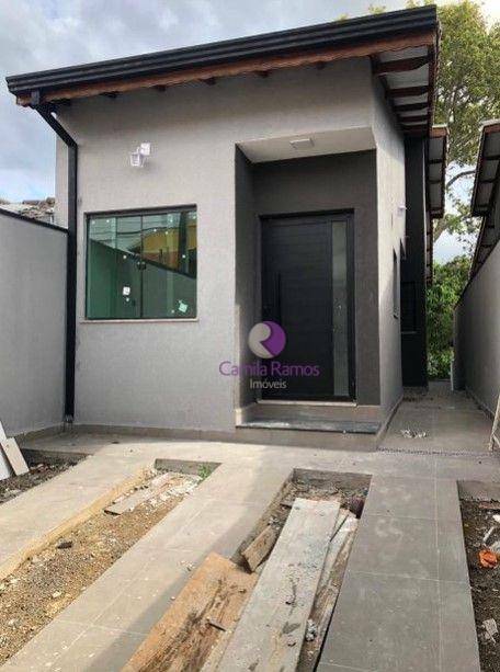 Casa à venda com 2 quartos, 82m² - Foto 1