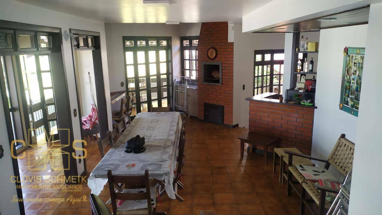 Sobrado à venda com 5 quartos, 300m² - Foto 8