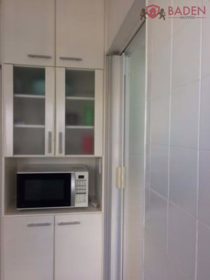 Apartamento à venda com 1 quarto, 50m² - Foto 3