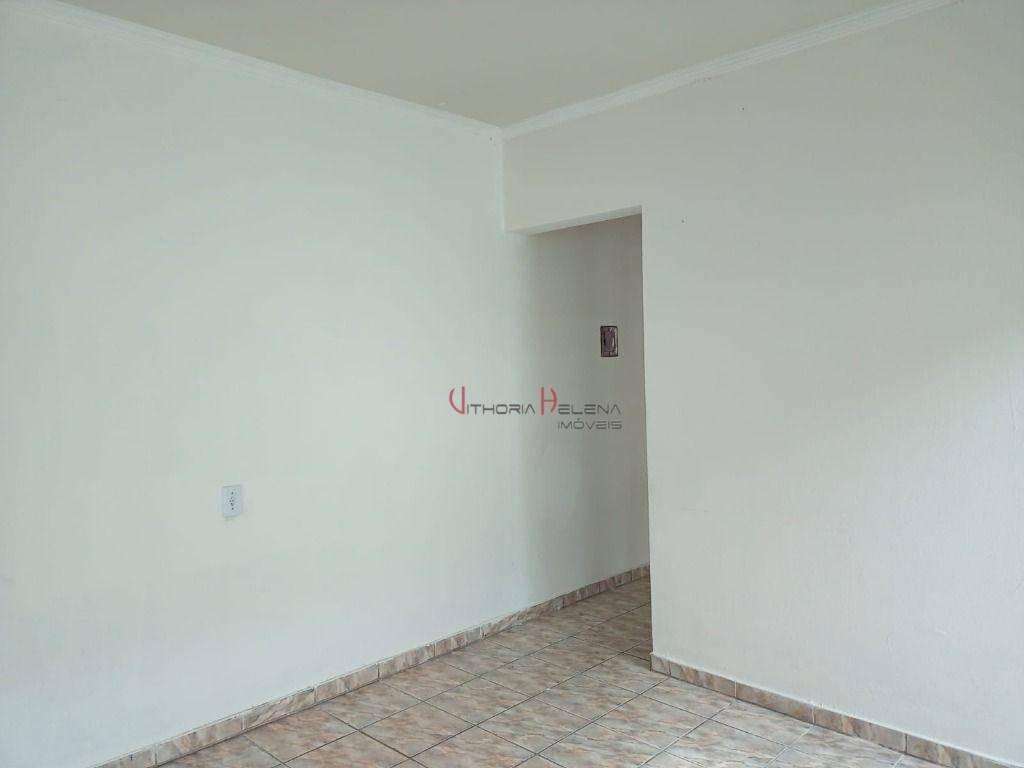 Casa à venda com 2 quartos, 100m² - Foto 11