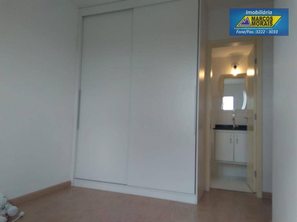 Apartamento à venda com 2 quartos, 57m² - Foto 12