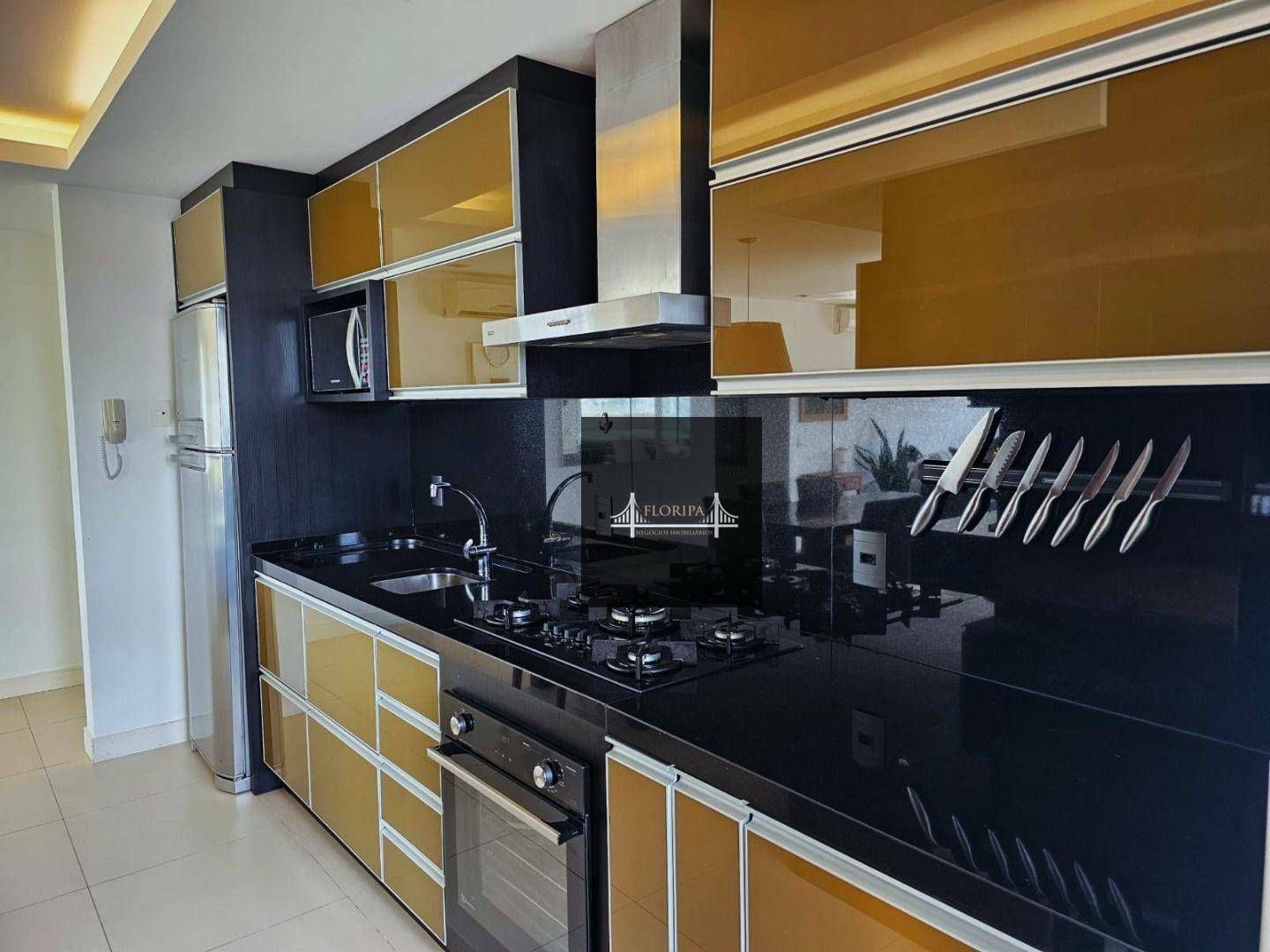 Cobertura à venda com 3 quartos, 227m² - Foto 15