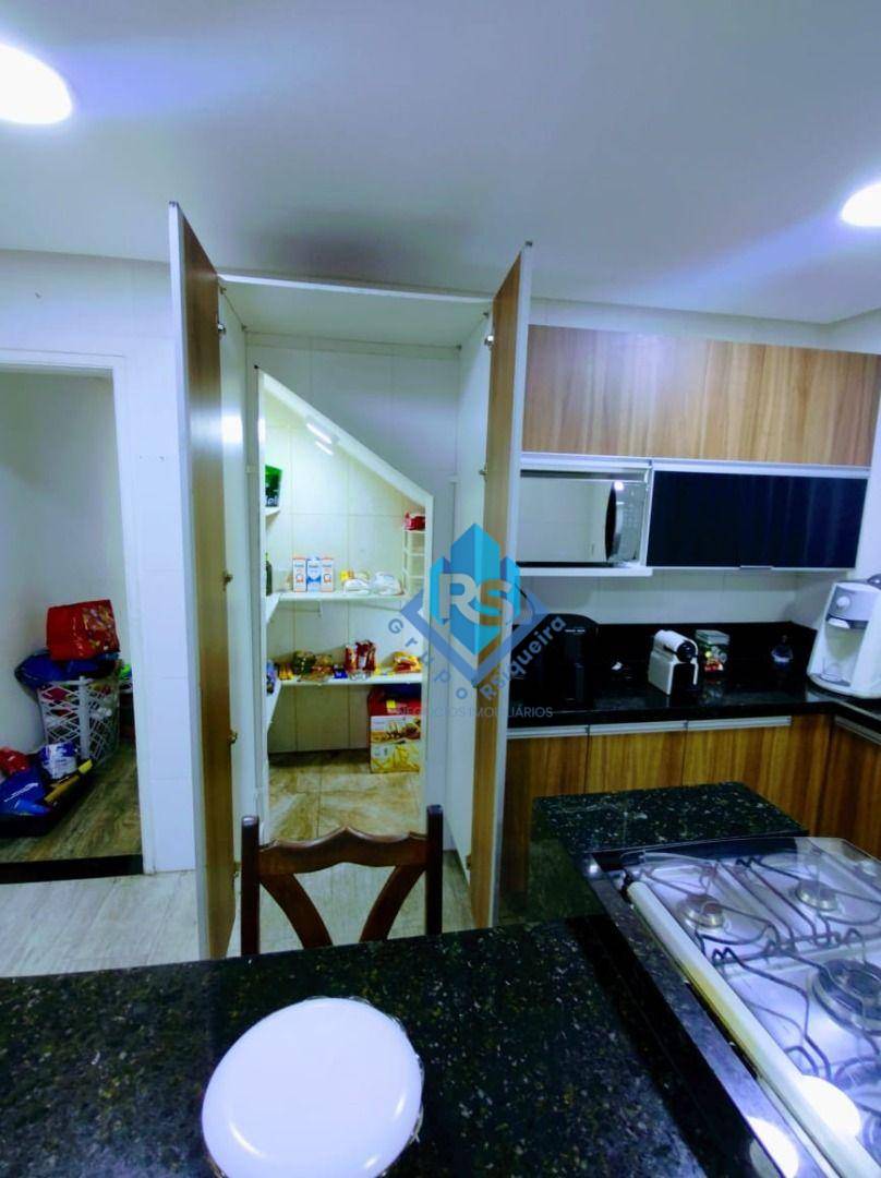 Sobrado à venda com 3 quartos, 400m² - Foto 7