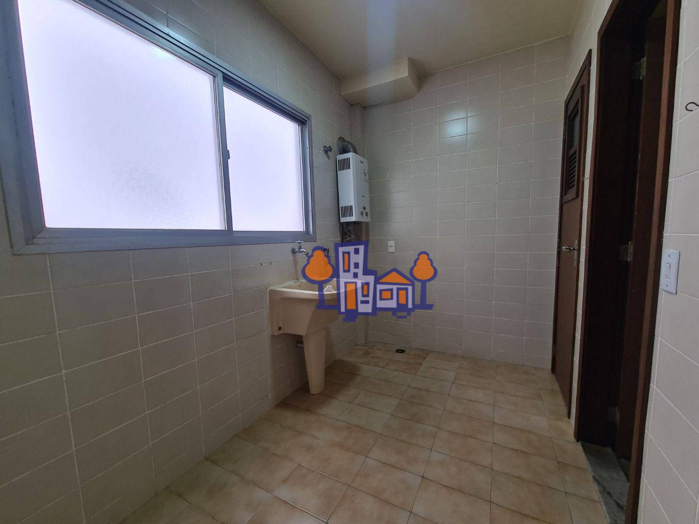 Apartamento para alugar com 3 quartos, 197m² - Foto 9