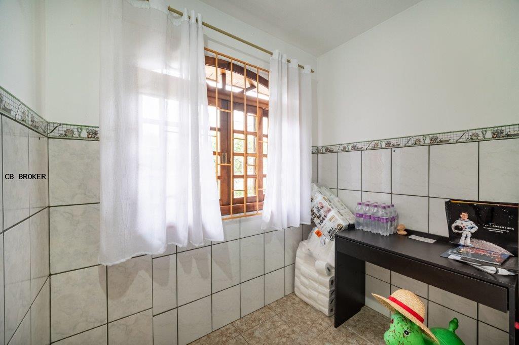 Casa à venda com 4 quartos, 170m² - Foto 12