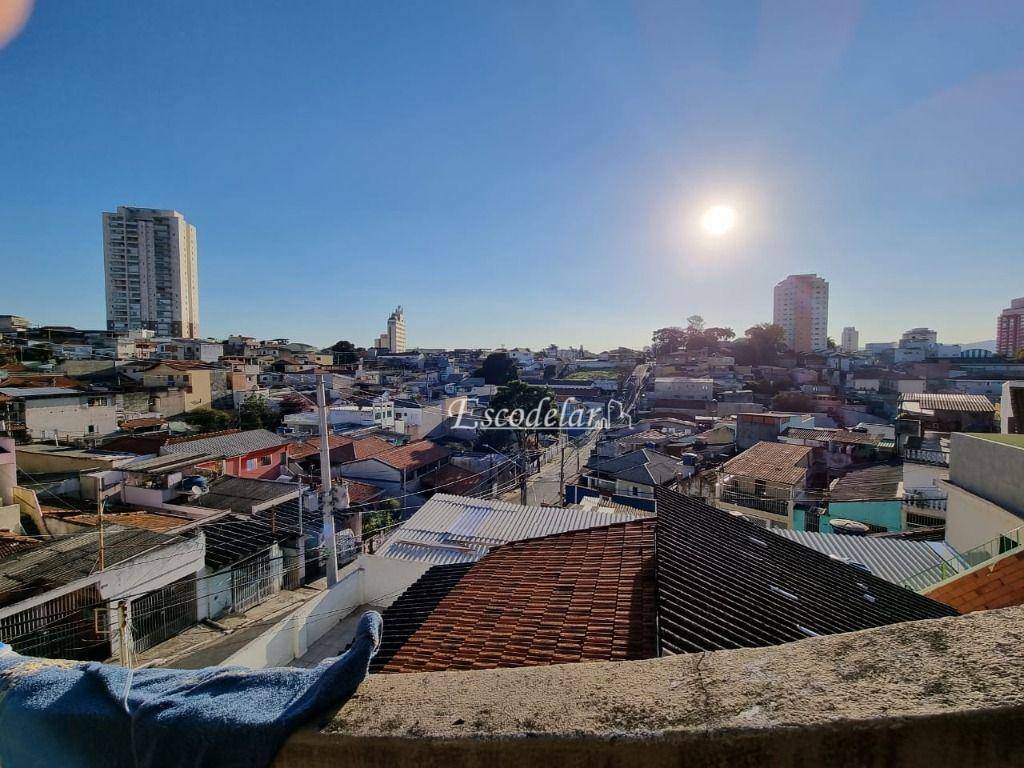 Sobrado à venda com 3 quartos, 200m² - Foto 8