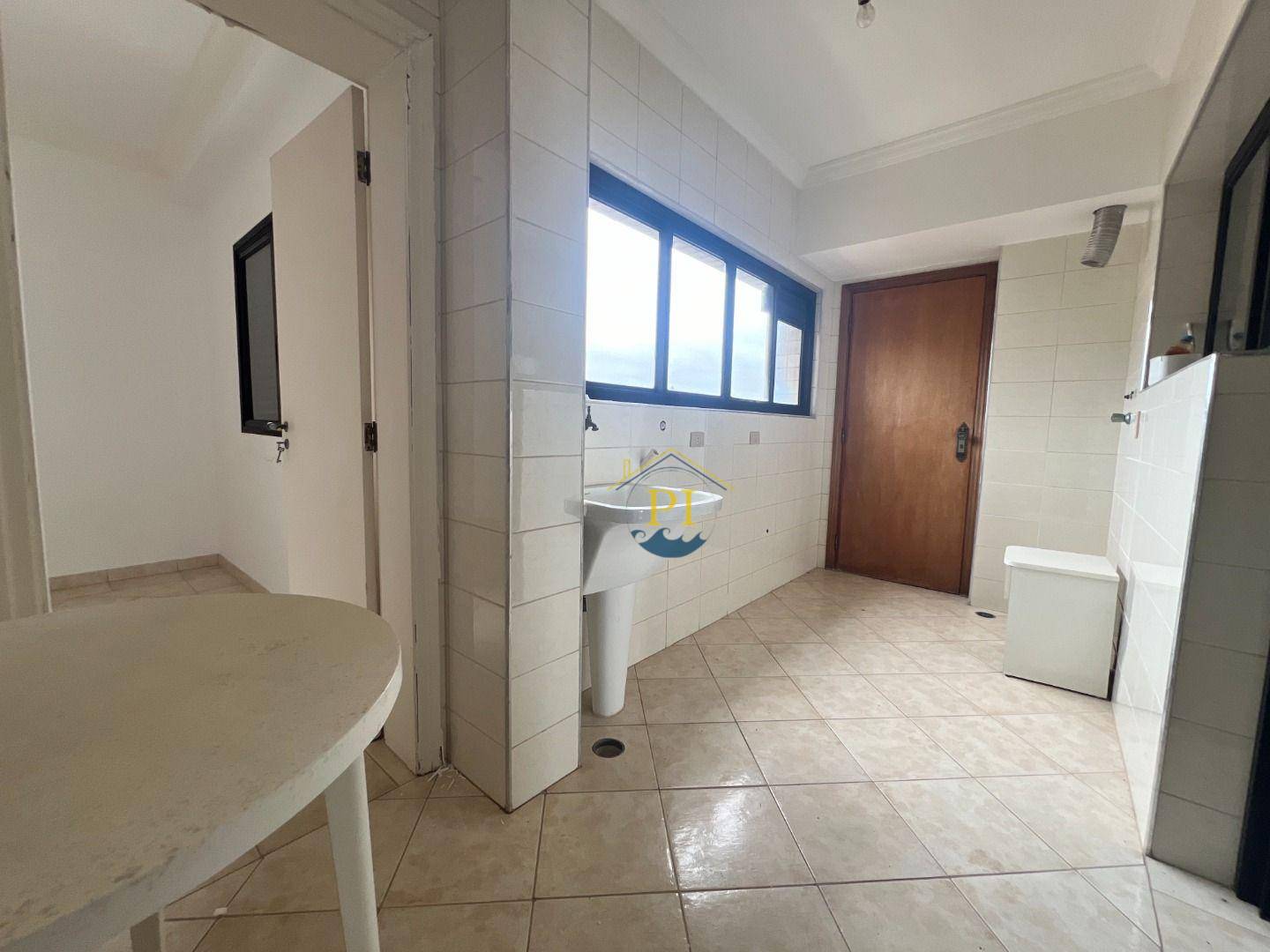 Apartamento à venda com 3 quartos, 185m² - Foto 13