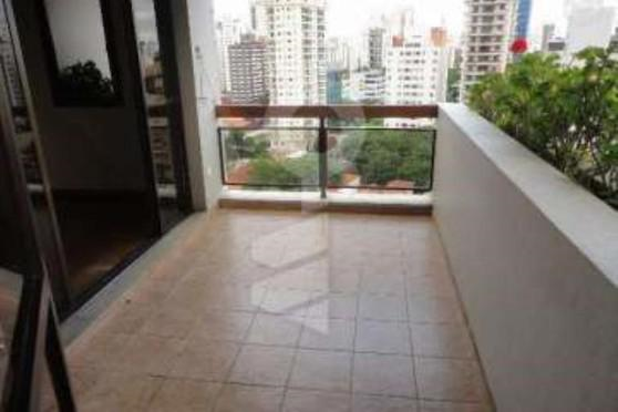 Apartamento à venda com 4 quartos, 209m² - Foto 1