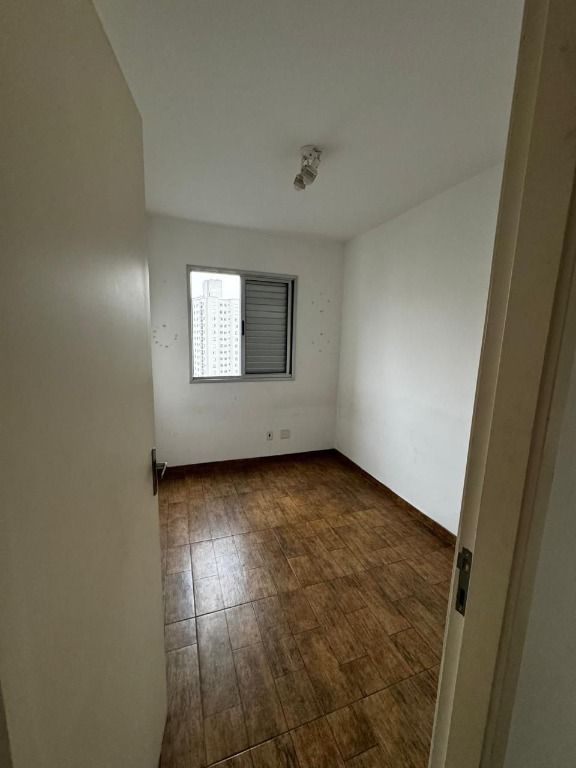 Apartamento à venda com 3 quartos, 63m² - Foto 17