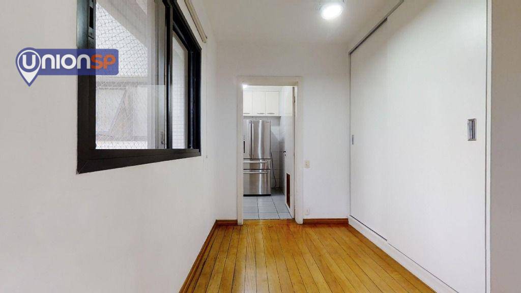 Apartamento à venda com 3 quartos, 158m² - Foto 4