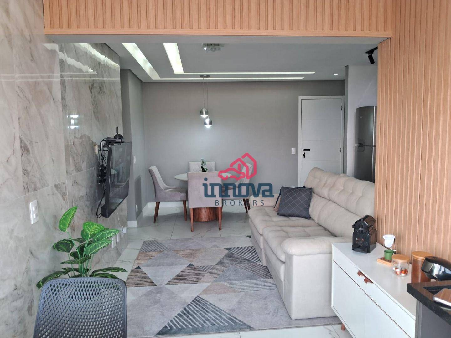 Apartamento à venda com 2 quartos, 62m² - Foto 7