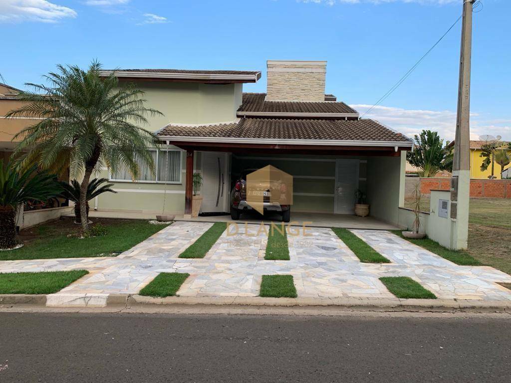 Casa de Condomínio à venda com 3 quartos, 180m² - Foto 1