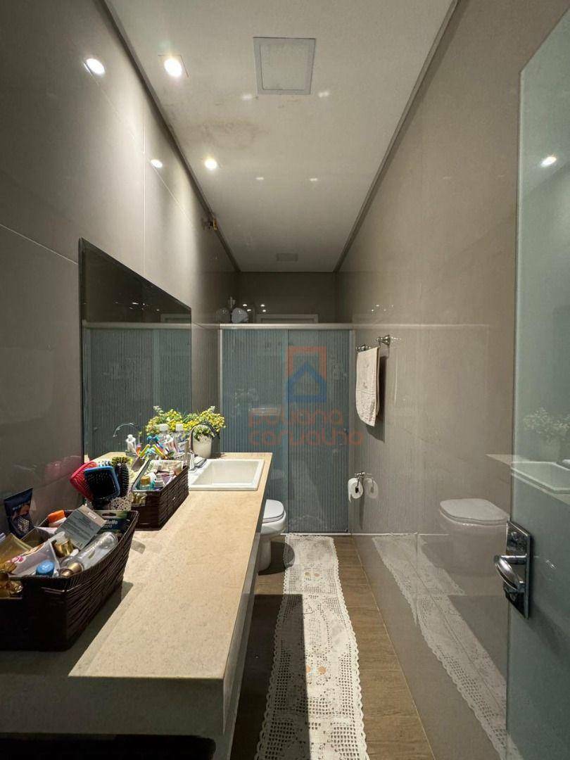 Casa, 4 quartos, 330 m² - Foto 2