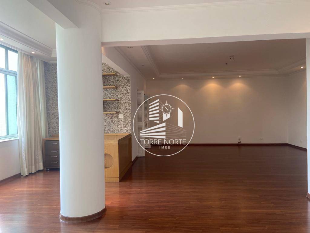 Apartamento à venda com 3 quartos, 218m² - Foto 7