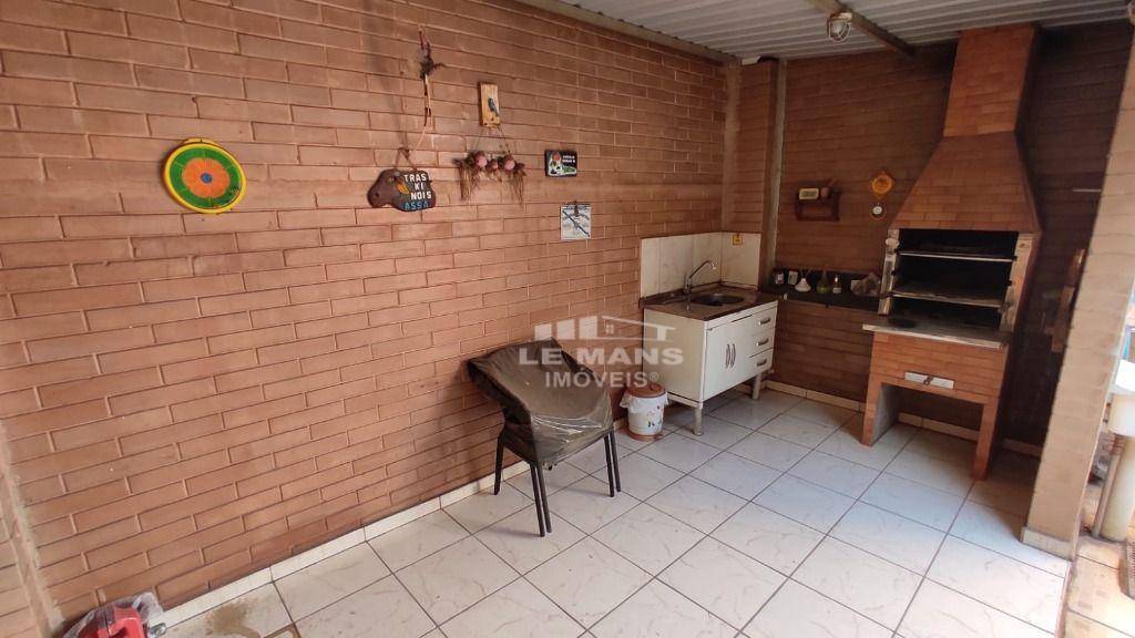 Casa à venda com 3 quartos, 120m² - Foto 29