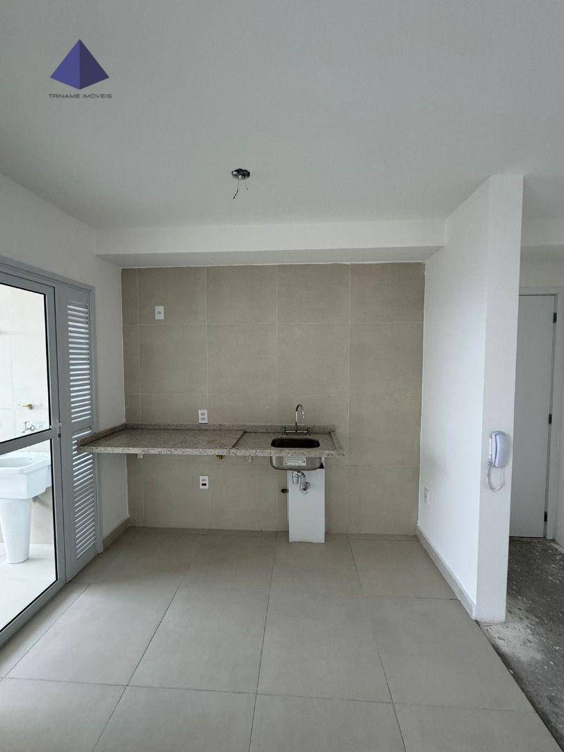 Apartamento à venda com 3 quartos, 73m² - Foto 2