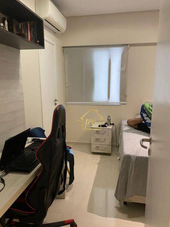 Apartamento à venda com 3 quartos, 145m² - Foto 17