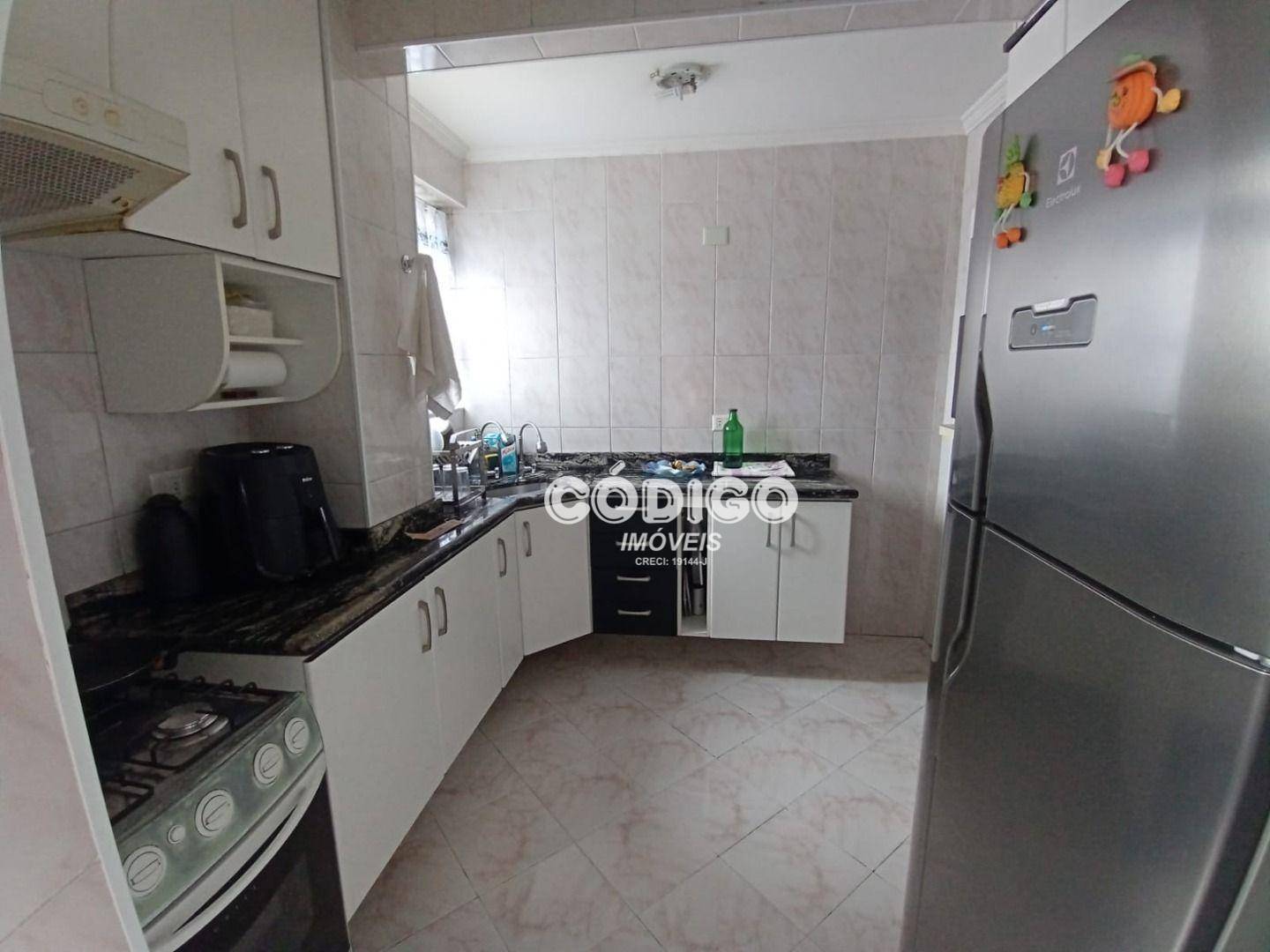 Apartamento à venda com 2 quartos, 74m² - Foto 7