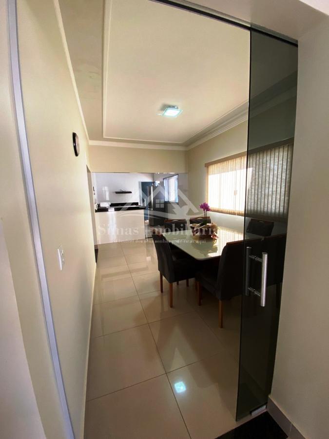 Casa à venda com 3 quartos, 175m² - Foto 4