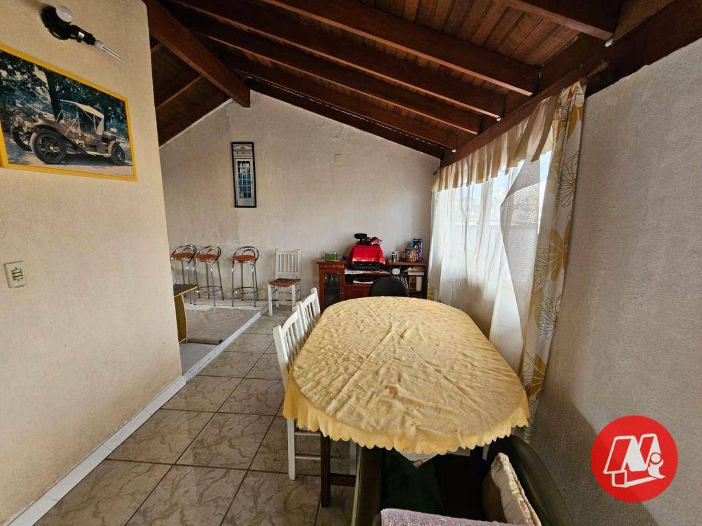 Casa para alugar com 3 quartos, 190m² - Foto 33