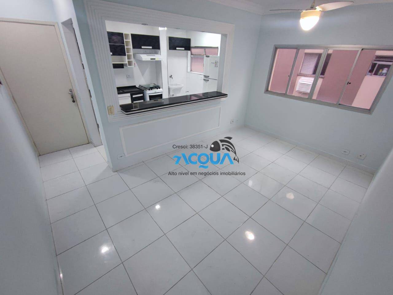 Apartamento à venda com 2 quartos, 70m² - Foto 1