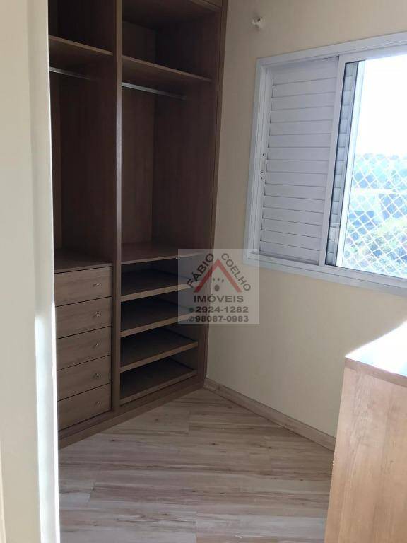 Apartamento à venda com 2 quartos, 67m² - Foto 10