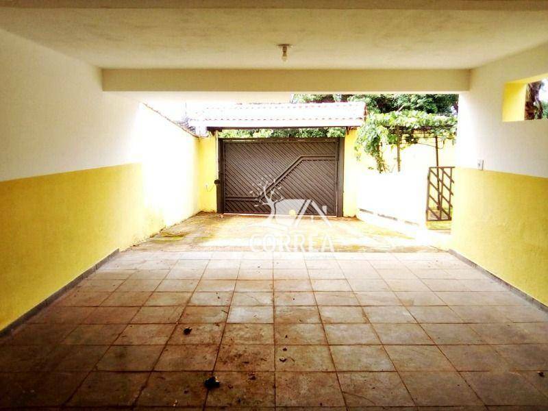 Casa à venda com 3 quartos, 220m² - Foto 20