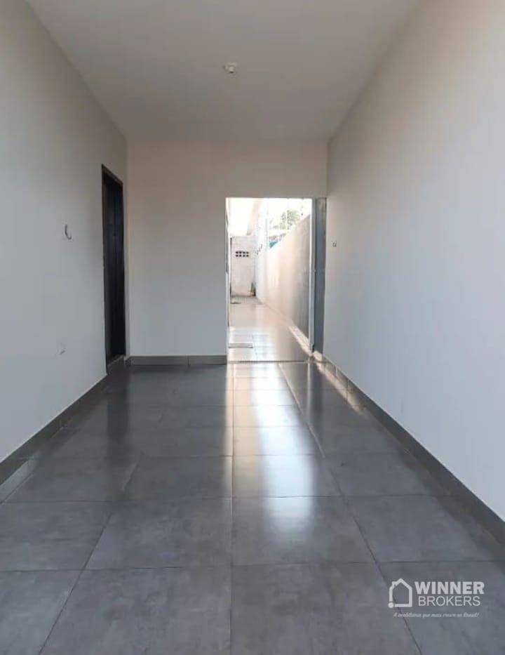 Casa à venda com 2 quartos, 150m² - Foto 2