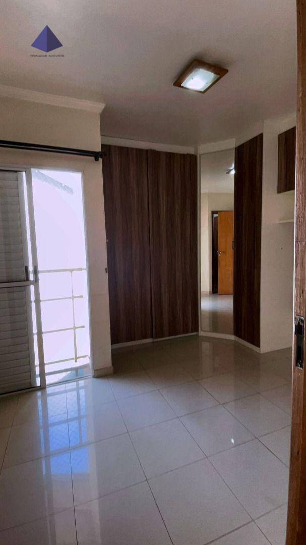 Sobrado à venda com 3 quartos, 77m² - Foto 1