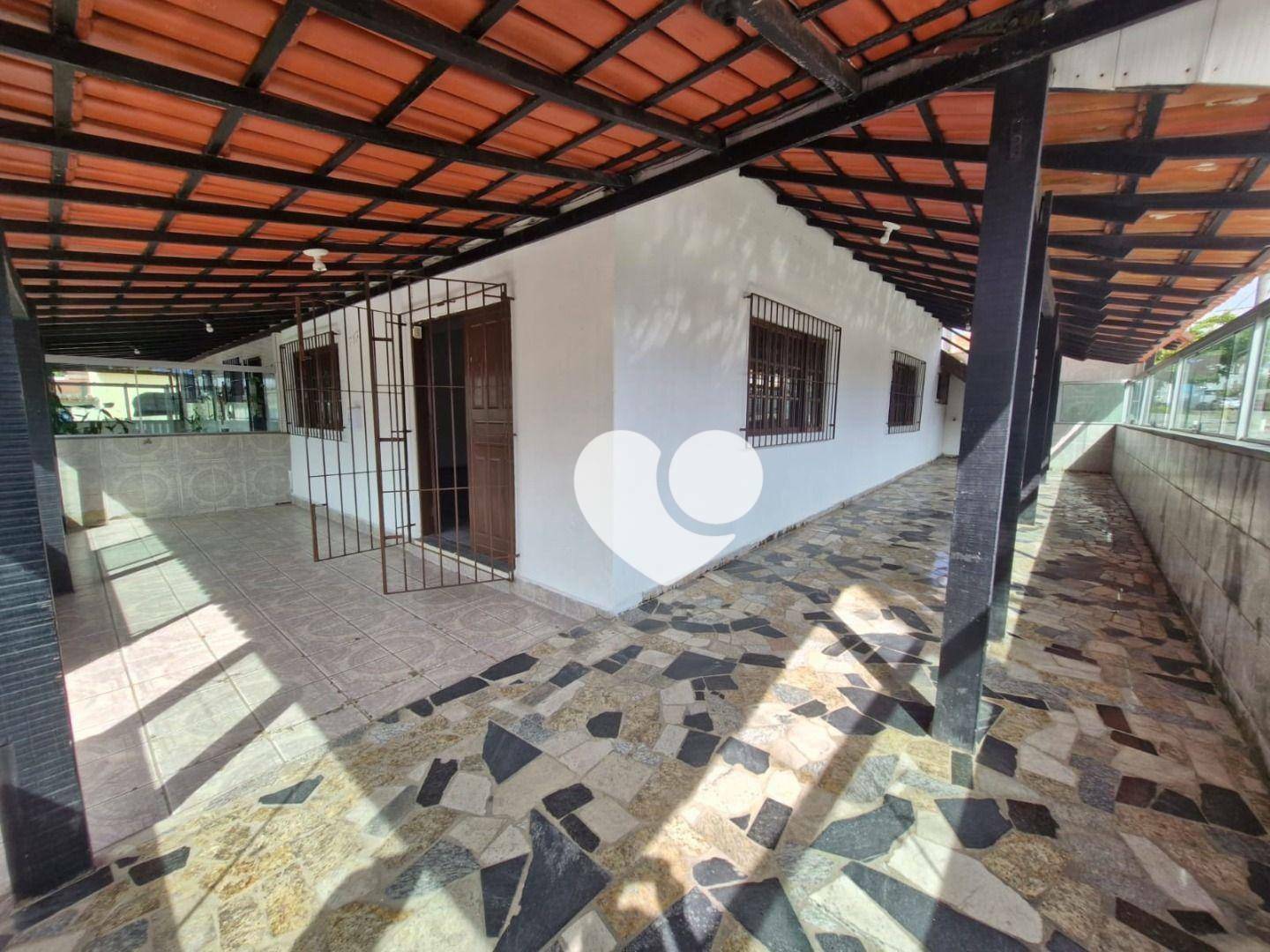 Casa à venda com 4 quartos, 360m² - Foto 16