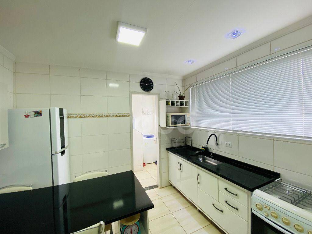 Apartamento à venda com 1 quarto, 47m² - Foto 11