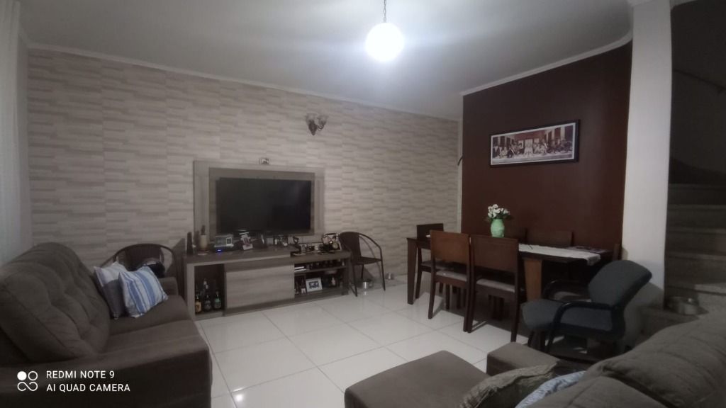 Sobrado à venda com 4 quartos, 207m² - Foto 4