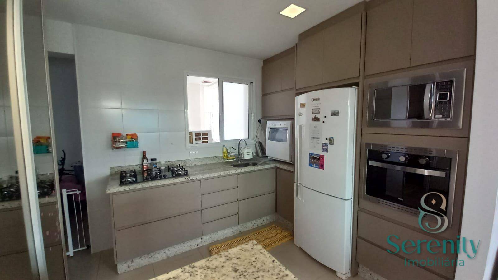 Apartamento à venda com 3 quartos, 124m² - Foto 9