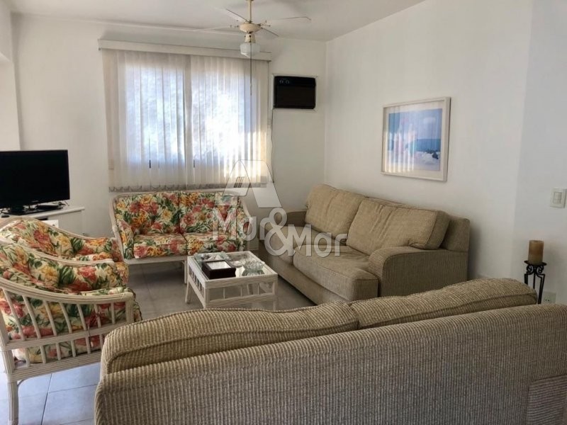 Apartamento à venda com 3 quartos, 130m² - Foto 2