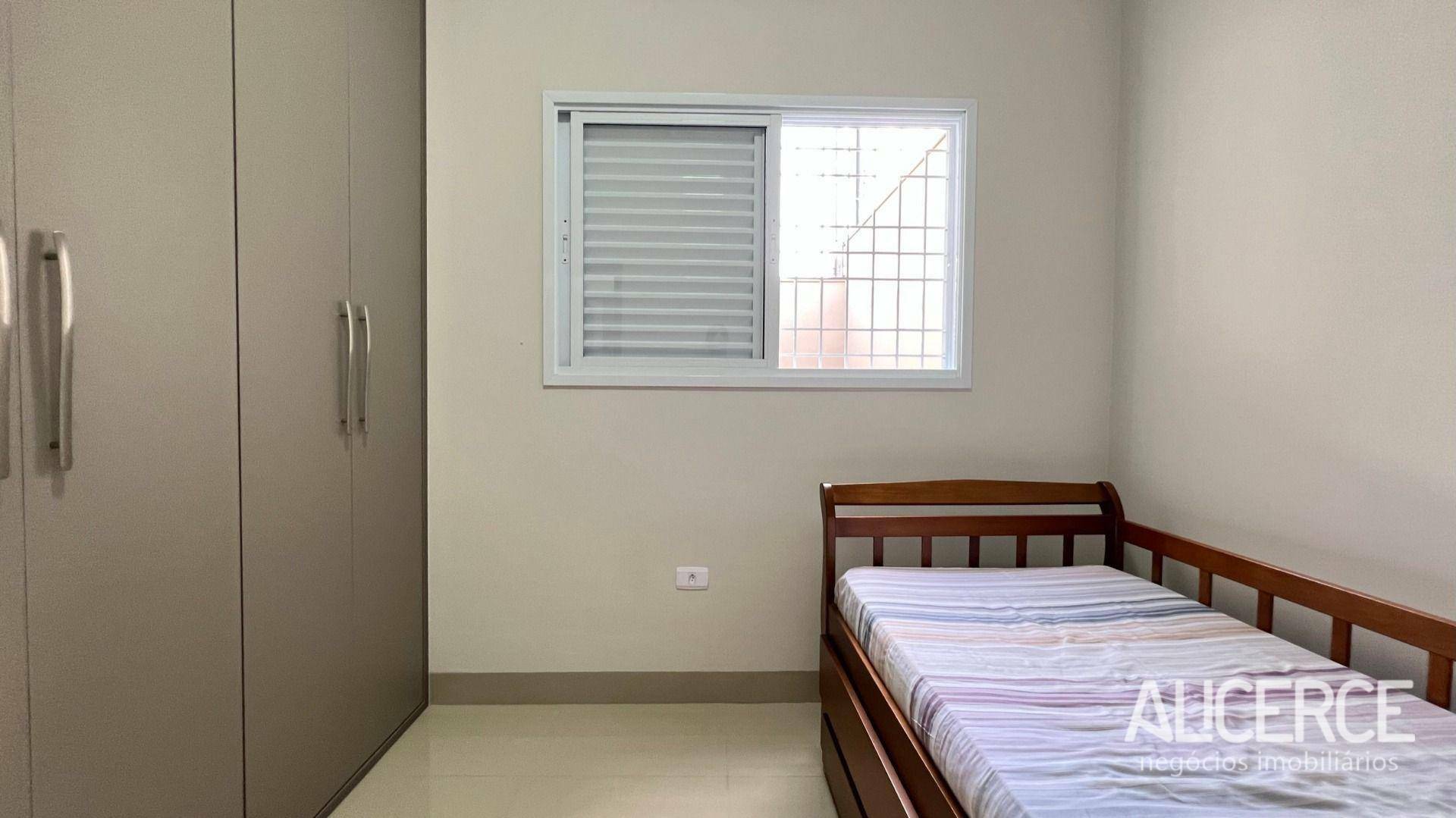 Casa à venda com 2 quartos, 120m² - Foto 21