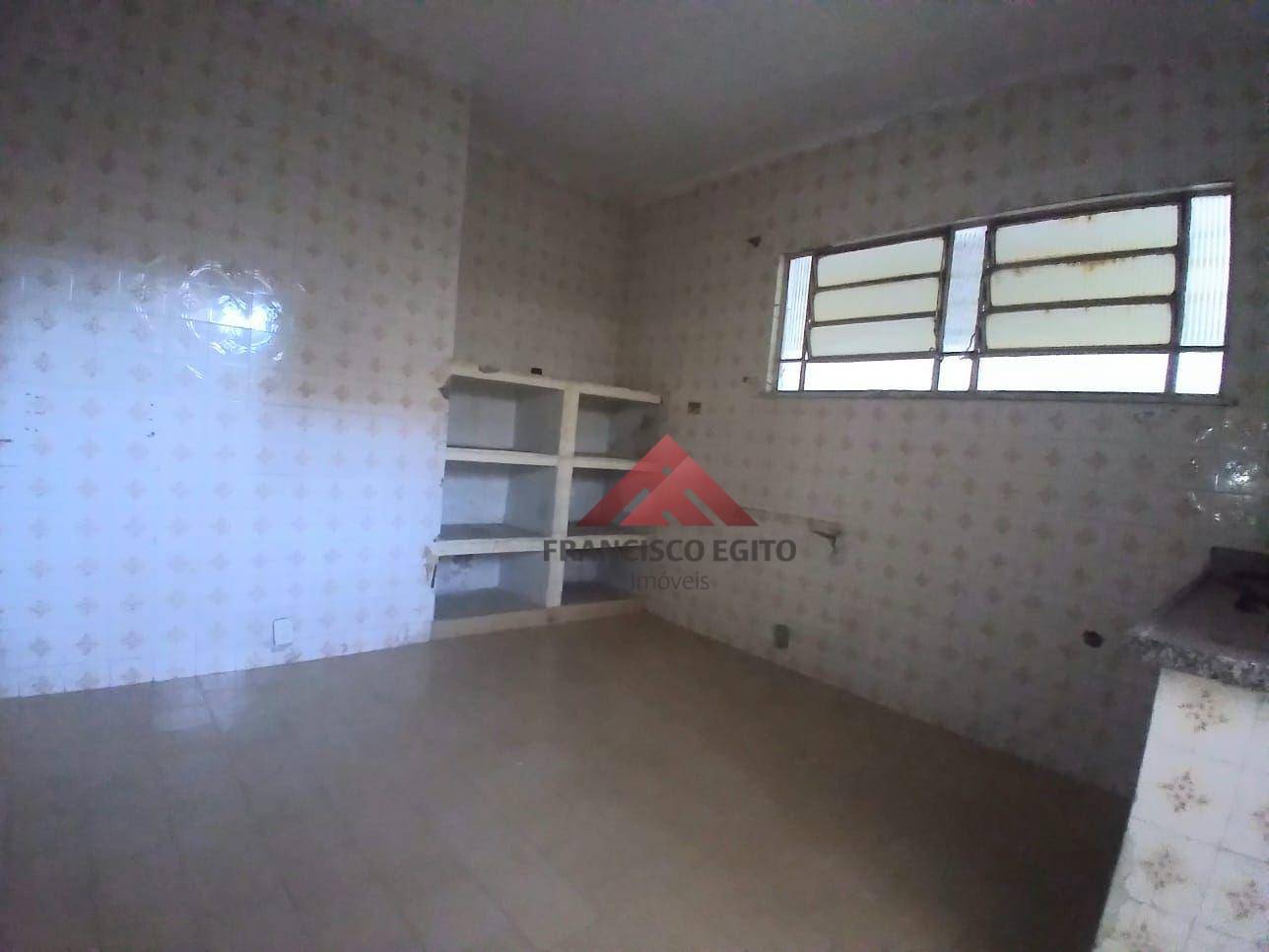 Casa à venda com 5 quartos, 270m² - Foto 15